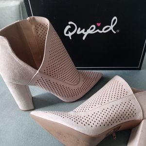 Qupid Block Heel Bootie